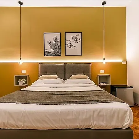 Brand New Guest With Wi-fi In The Center Hotell Trieste