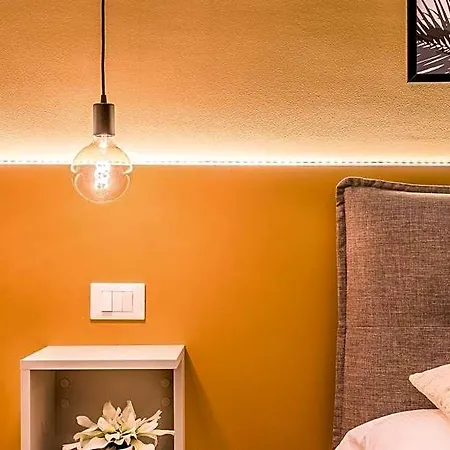 Brand New Guest With Wi-fi In The Center Hotel